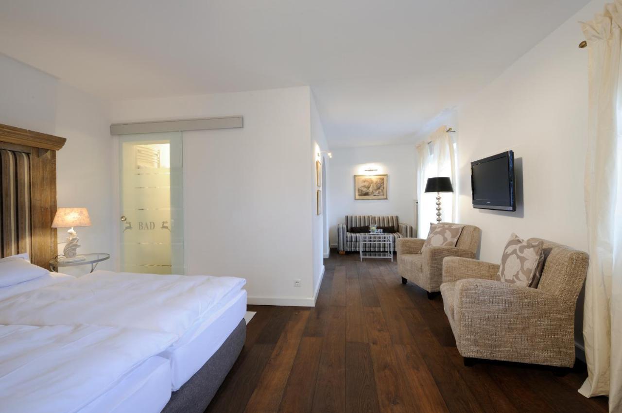 Boutique Hotel Relais Chalet Wilhelmy Bad Wiessee Exterior photo